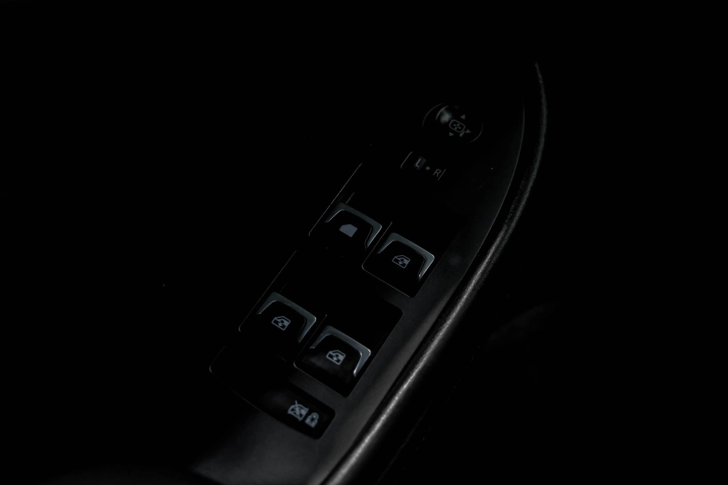 Used 2018 Cadillac CTS V w/ Luxury Package image 49