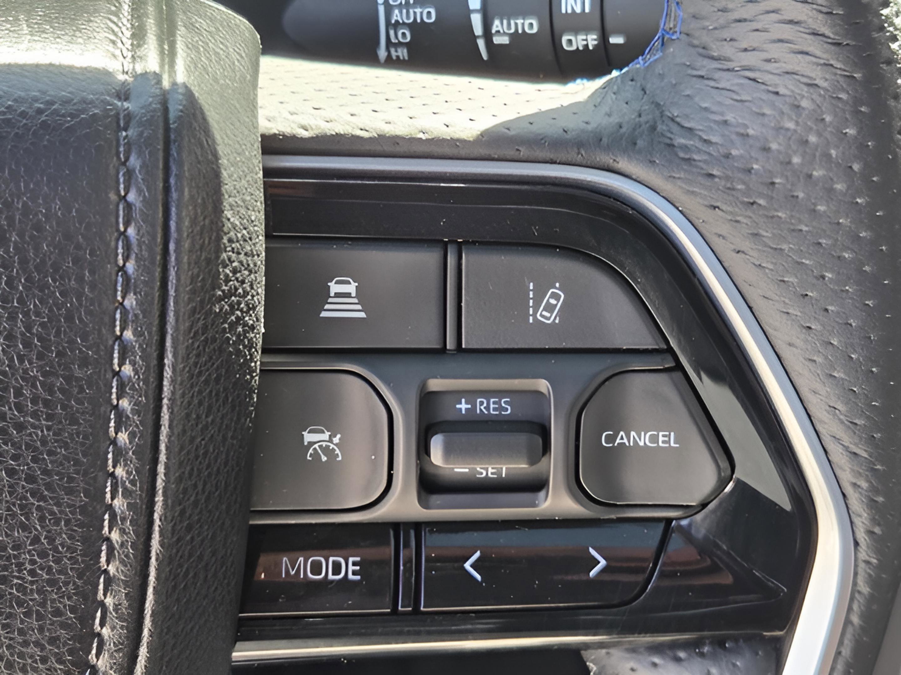 Certified 2024 Toyota Sequoia Platinum image 25