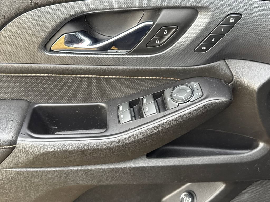 Used 2020 Chevrolet Traverse Premier w/ Redline Edition image 40