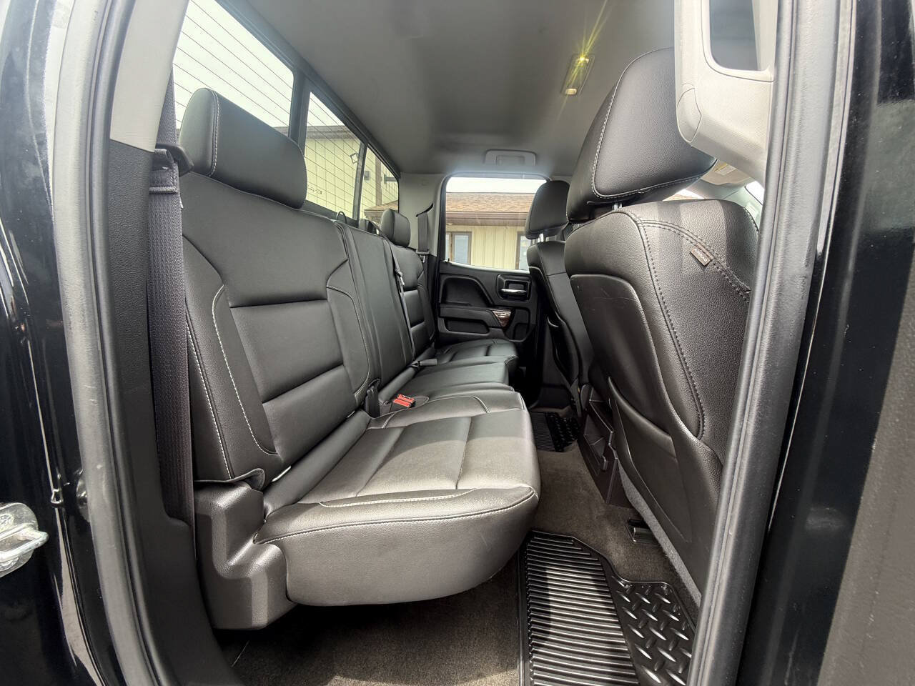 Used 2015 GMC Sierra 1500 SLT w/ SLT Preferred Package AWD/4WD image 11