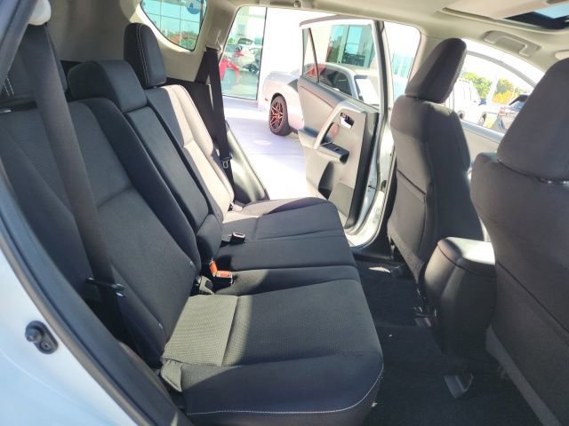 Used 2018 Toyota RAV4 XLE image 21