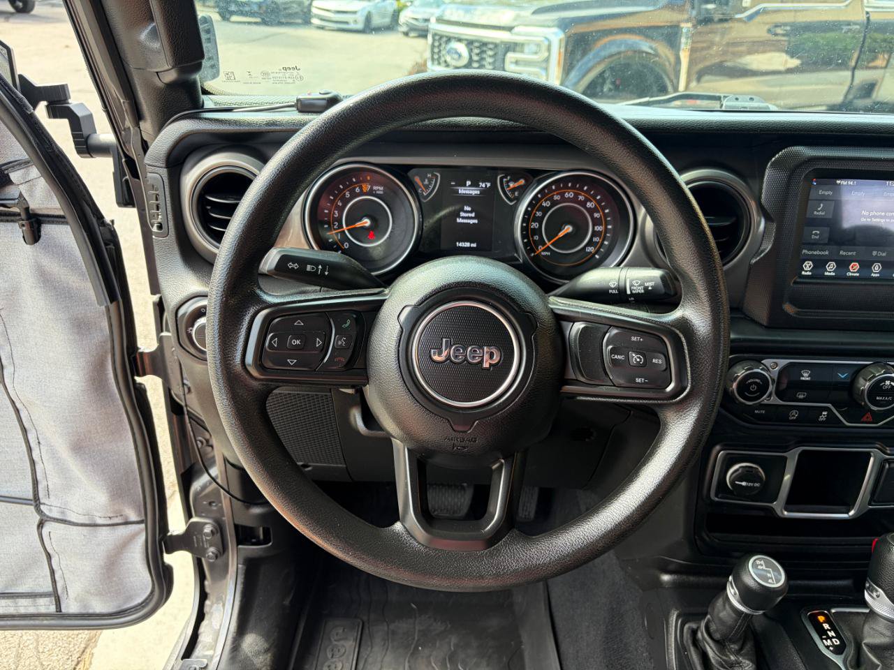 Used 2023 Jeep Gladiator Sport AWD/4WD image 11