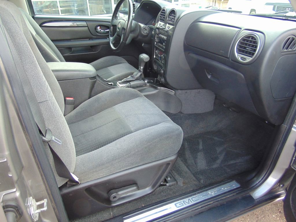 Used 2007 GMC Envoy SLE image 5