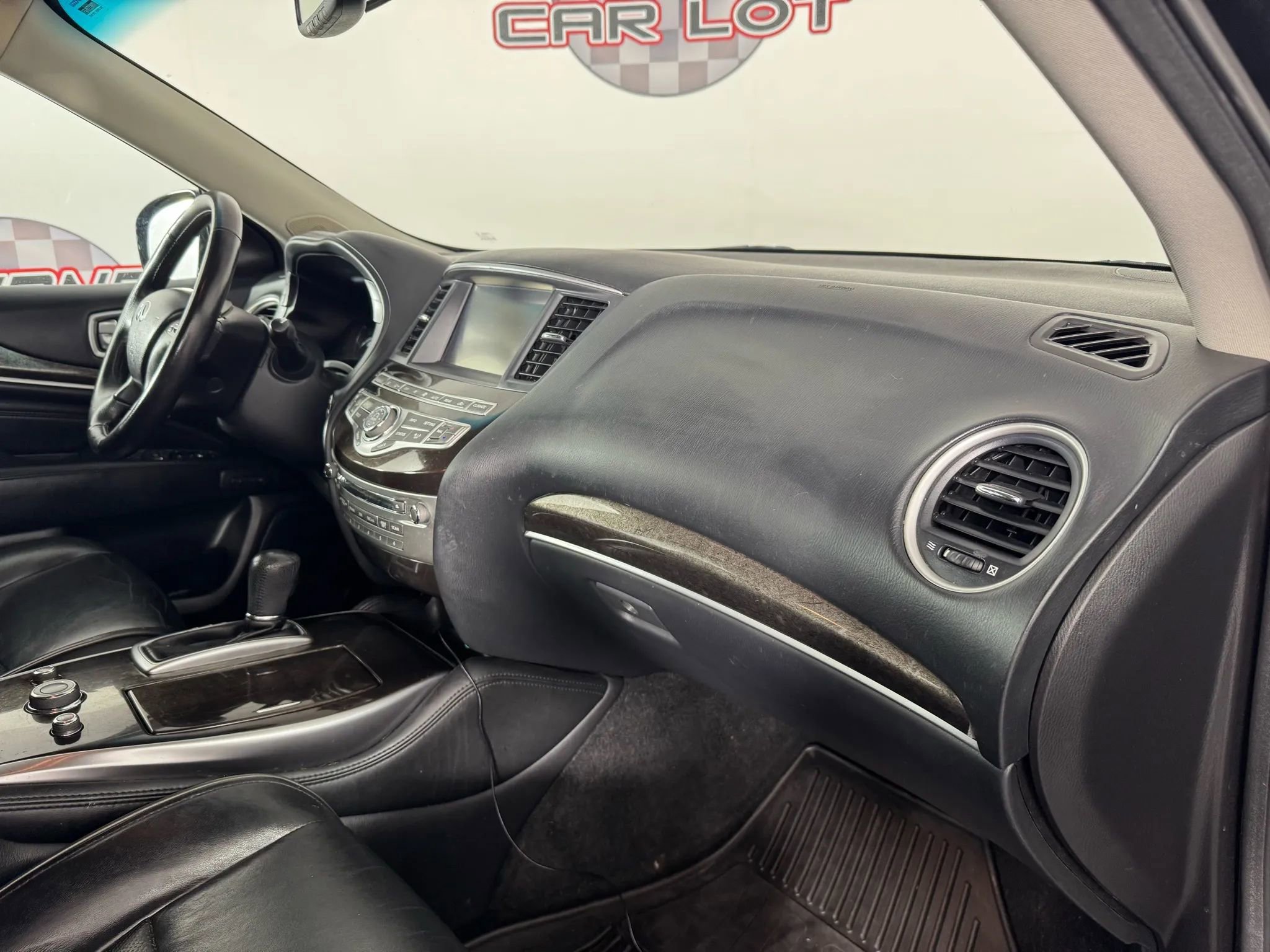 Used 2014 INFINITI QX60 AWD w/ Premium Plus Package image 12