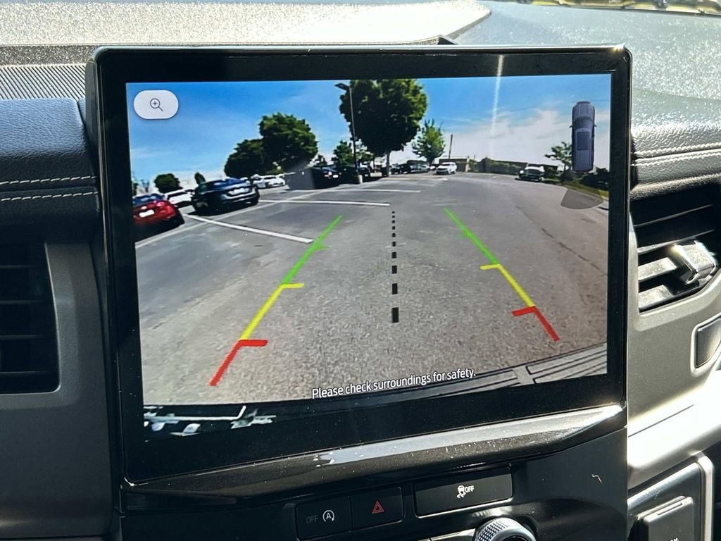 Used 2024 Ford Expedition XLT image 29