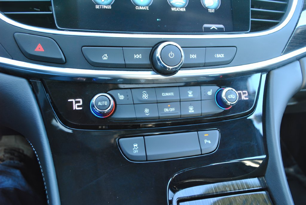 Used 2019 Buick LaCrosse Essence w/ Sun and Shade Package AWD/4WD image 23