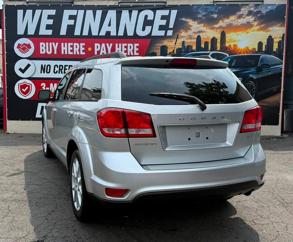 Used 2013 Dodge Journey SXT w/ Flexible Seating Group FWD image 28