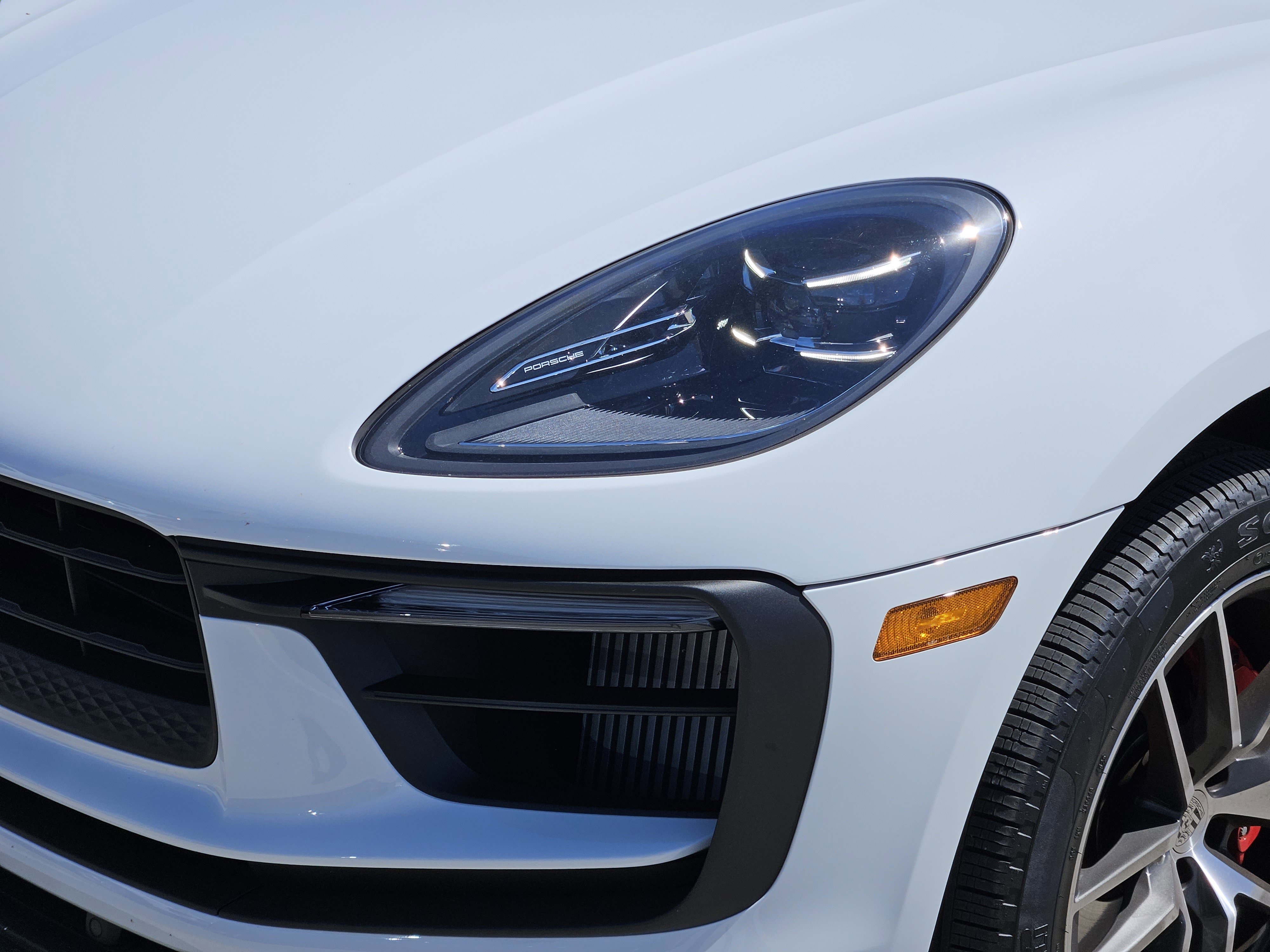 Used 2025 Porsche Macan S image 12