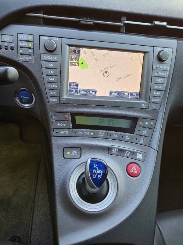 Used 2012 Toyota Prius Four w/ Deluxe Solar Roof Pkg FWD image 21