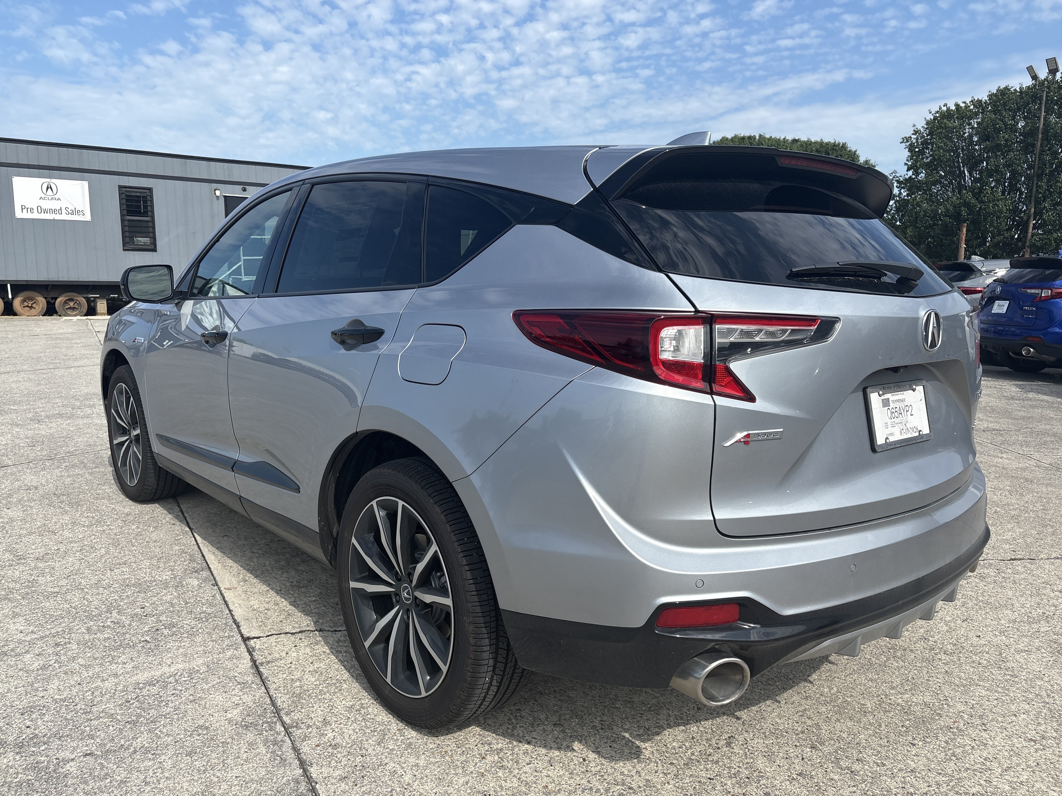 Used 2026 Acura RDX w/ Advance Package AWD/4WD image 3