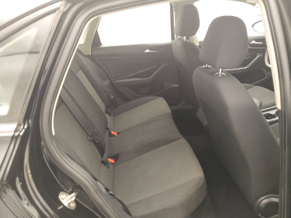 Used 2021 Volkswagen Jetta SE FWD image 19