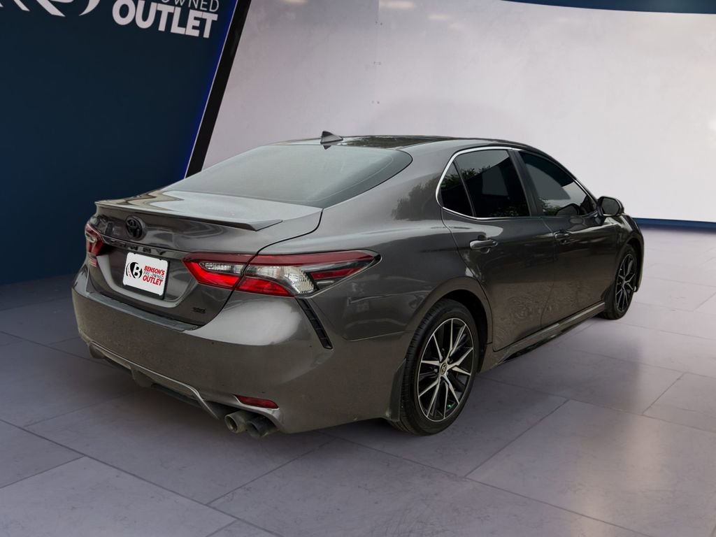Used 2024 Toyota Camry SE FWD image 5