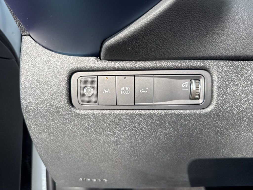 Used 2025 Chevrolet Equinox EV LT w/ Convenience Package FWD image 62