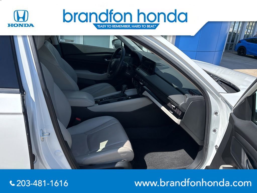 Used 2023 Honda Accord EX-L image 27