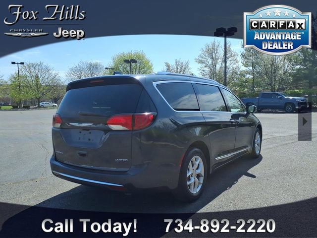 Used 2019 Chrysler Pacifica Limited FWD image 9
