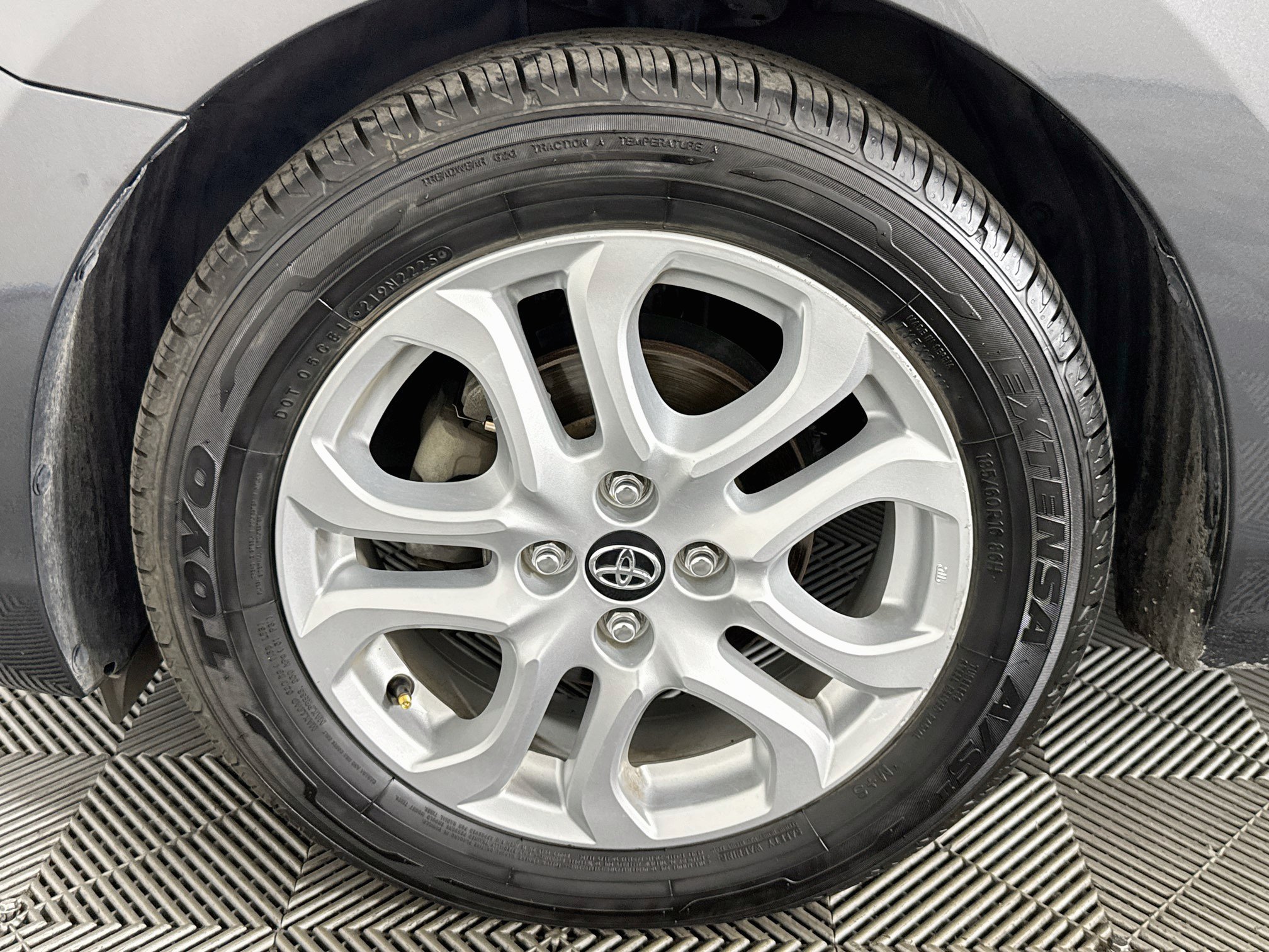 Used 2017 Toyota Yaris iA FWD image 36