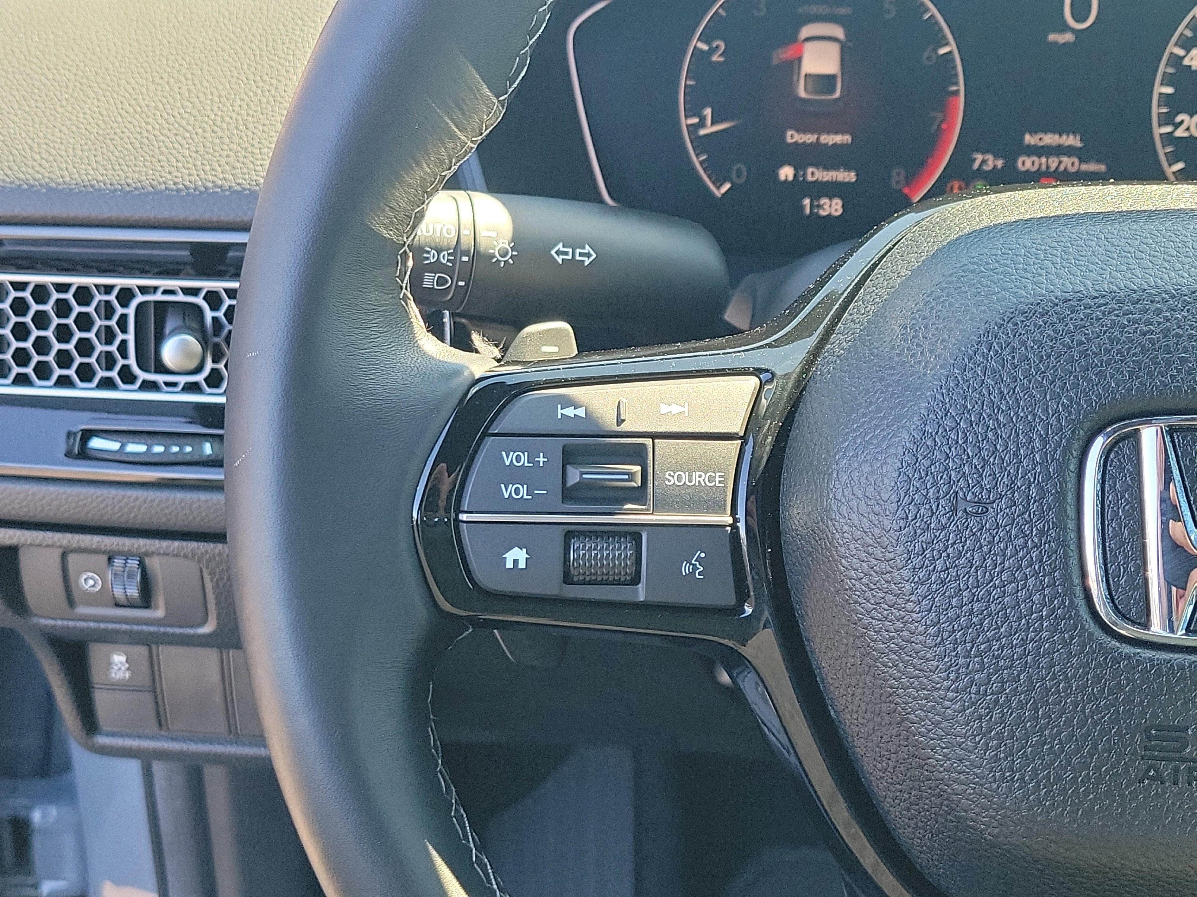 Used 2025 Honda Civic Sport image 24