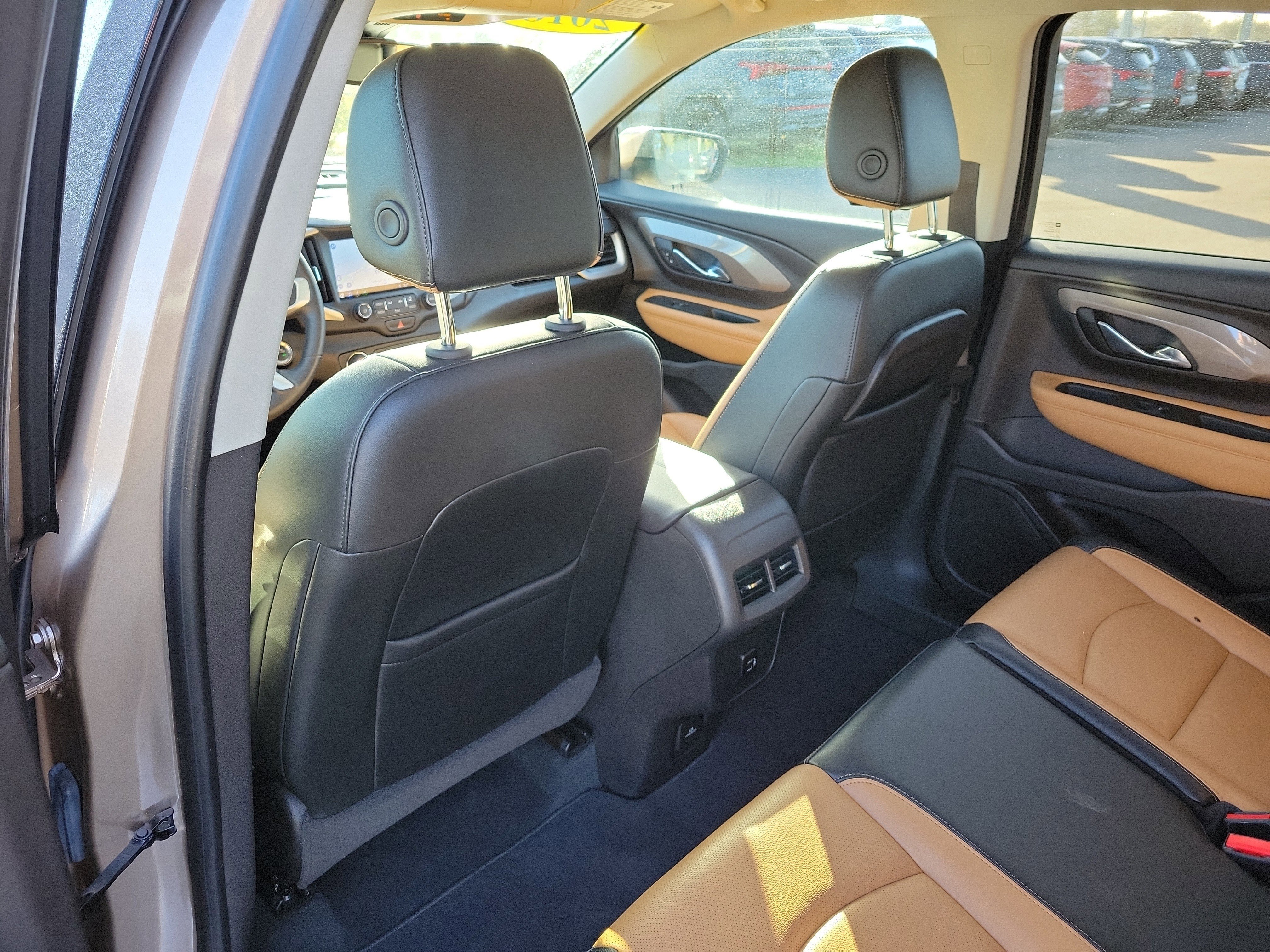 Used 2018 GMC Terrain SLT w/ Preferred Package image 17