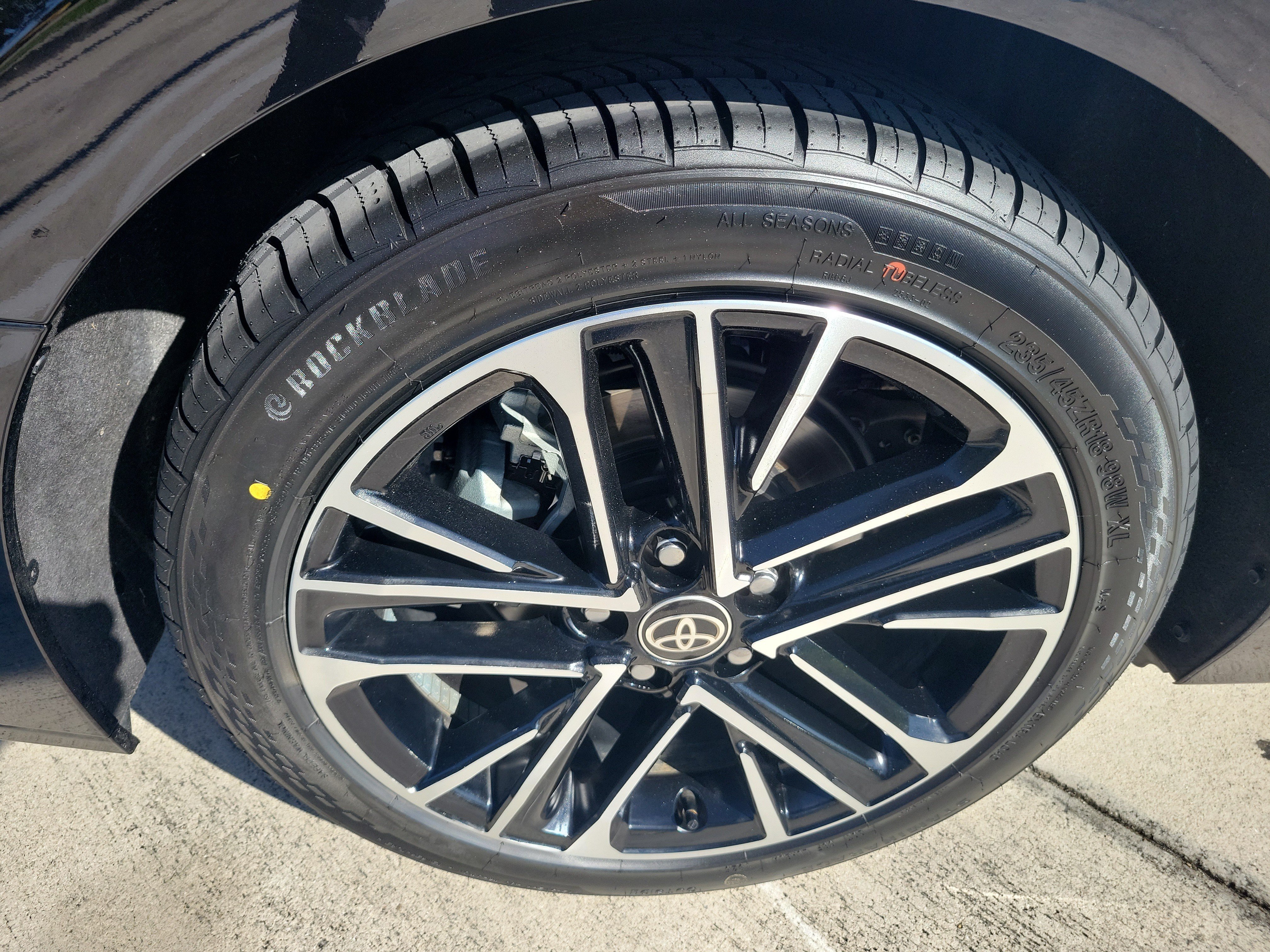 Certified 2025 Toyota Camry XLE w/ Premium Plus Package FWD image 8