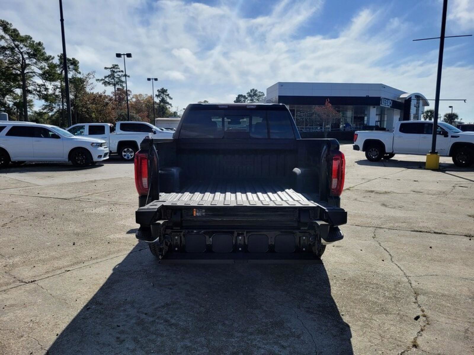 New 2026 GMC Sierra 1500 SLT w/ SLT Premium Plus Package image 8