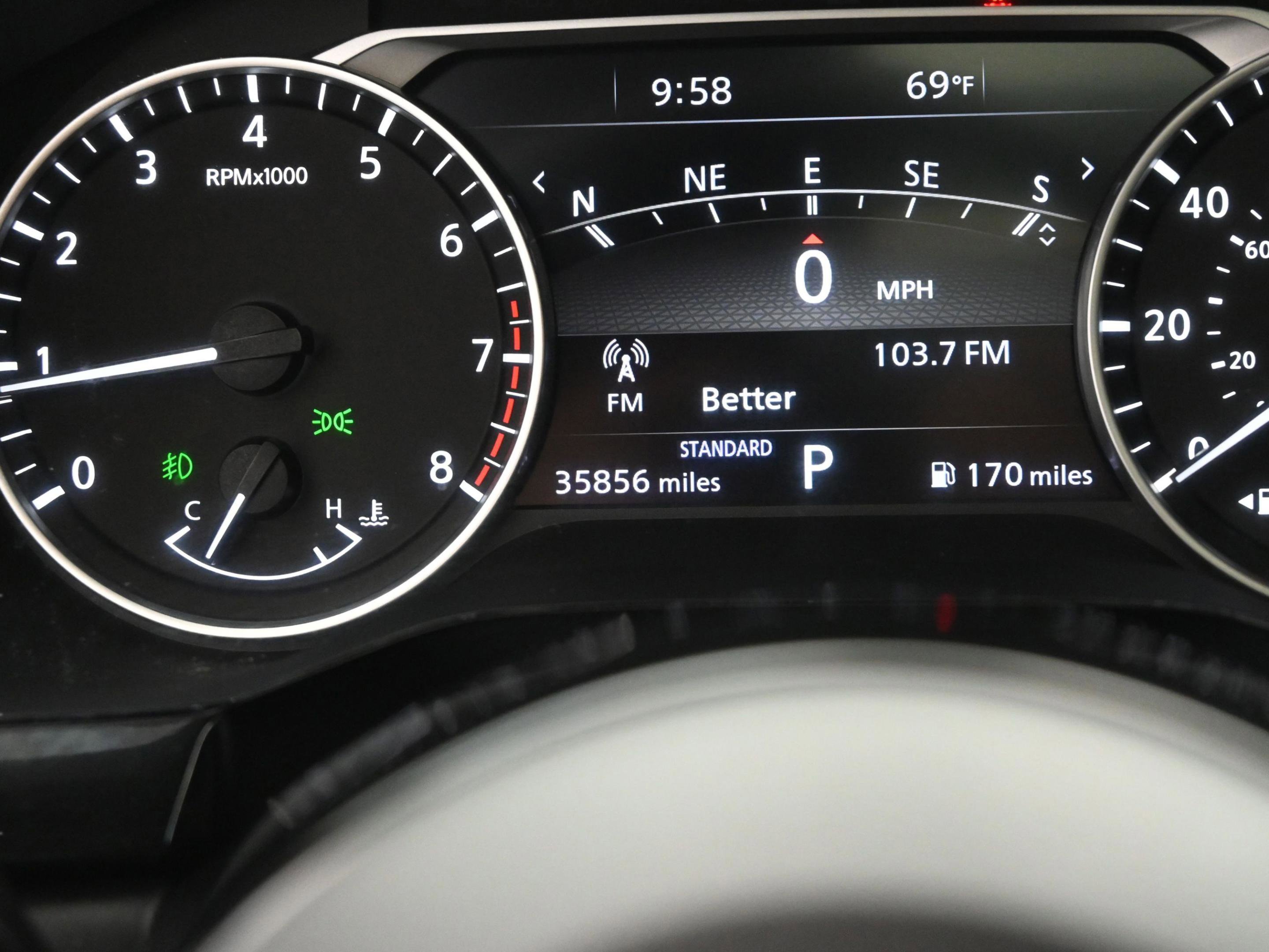 Used 2022 Nissan Pathfinder SL w/ SL Premium Package image 23