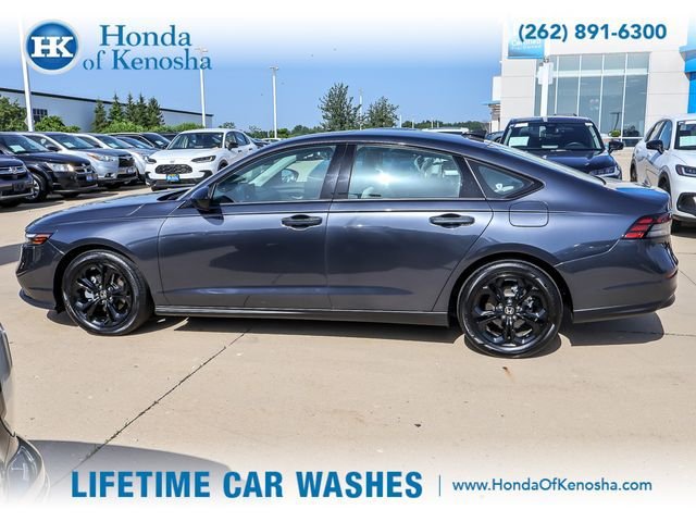 Certified 2025 Honda Accord SE image 2