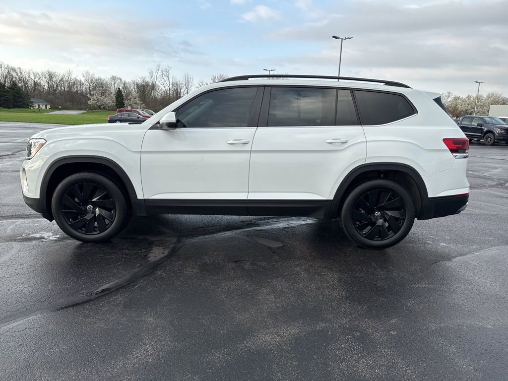 Used 2024 Volkswagen Atlas SE image 6