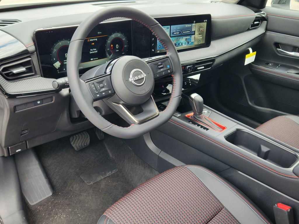 New 2025 Nissan Kicks SR image 8