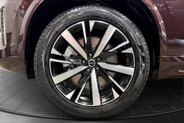 New 2026 Volvo XC90 B5 Core image 14