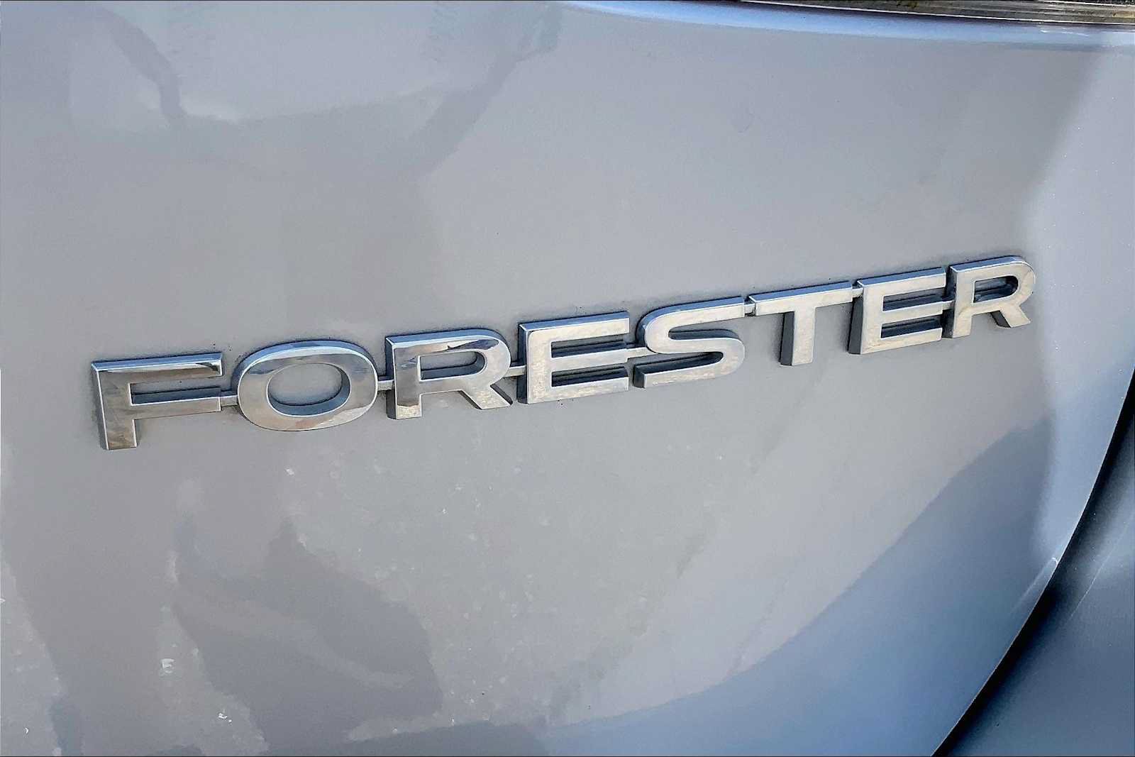 Used 2020 Subaru Forester Limited AWD/4WD image 10