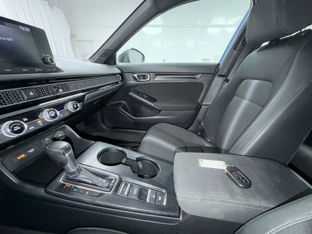 Used 2023 Honda Civic Sport image 22