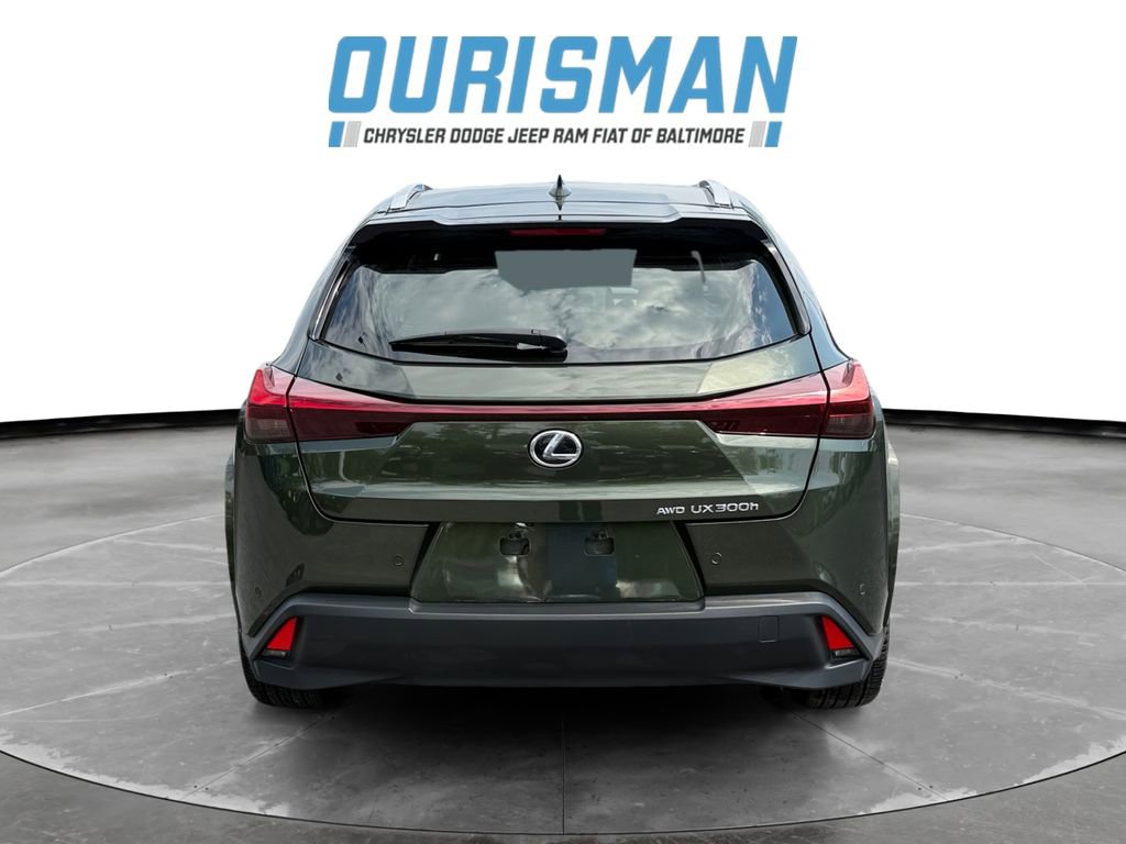 Used 2025 Lexus UX 300h AWD w/ Accessory Package (Z2) image 5