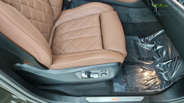 Used 2026 BMW X5 xDrive40i AWD/4WD image 22