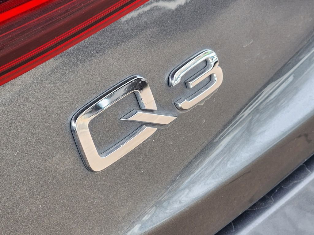 Used 2018 Audi Q3 2.0T Premium Plus w/ Premium Plus Package image 11