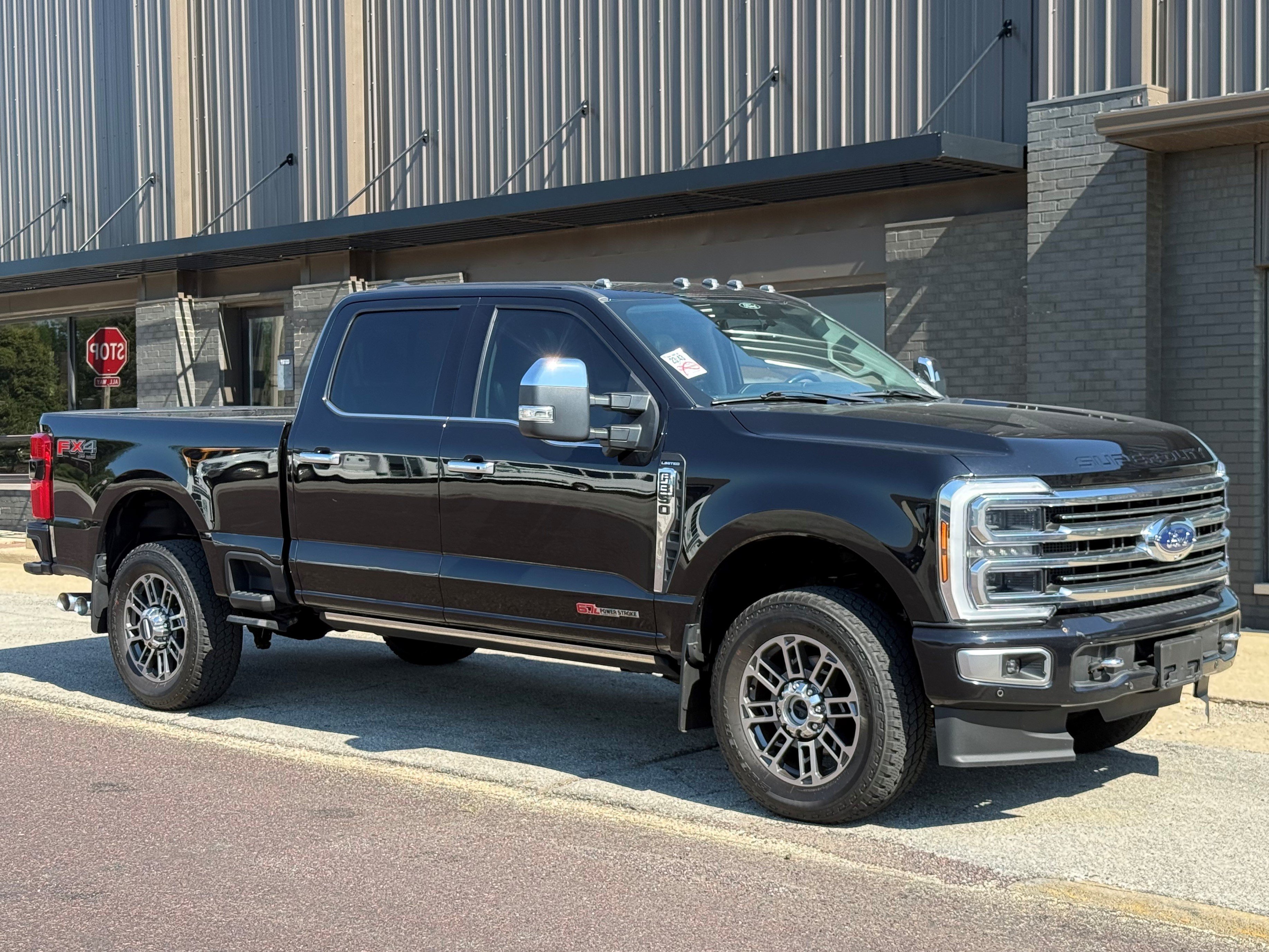 Used 2024 Ford F350 Limited w/ FX4 Off-Road Package AWD/4WD image 3