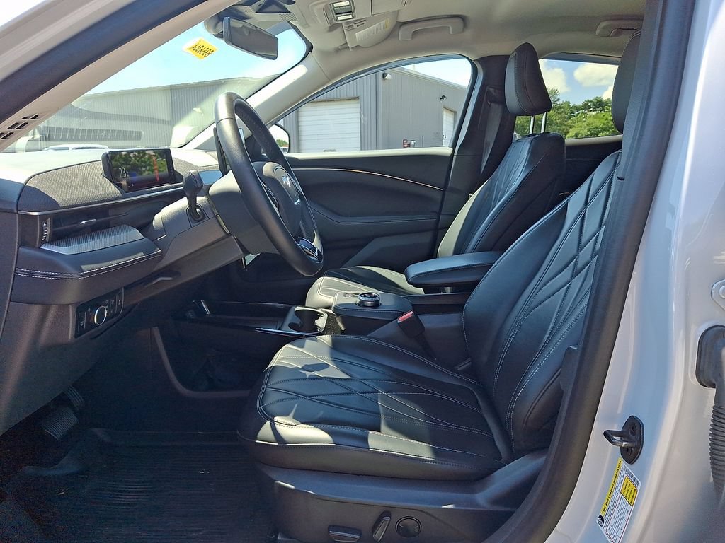Used 2023 Ford Mustang Mach-E Select w/ Comfort Package Lite RWD image 13