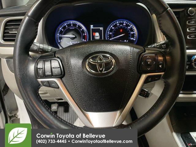 Used 2019 Toyota Highlander XLE image 20