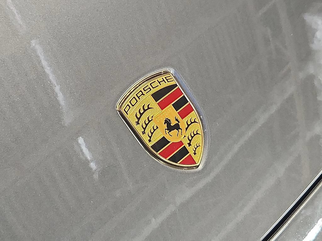 Certified 2022 Porsche 911 Turbo AWD/4WD image 31