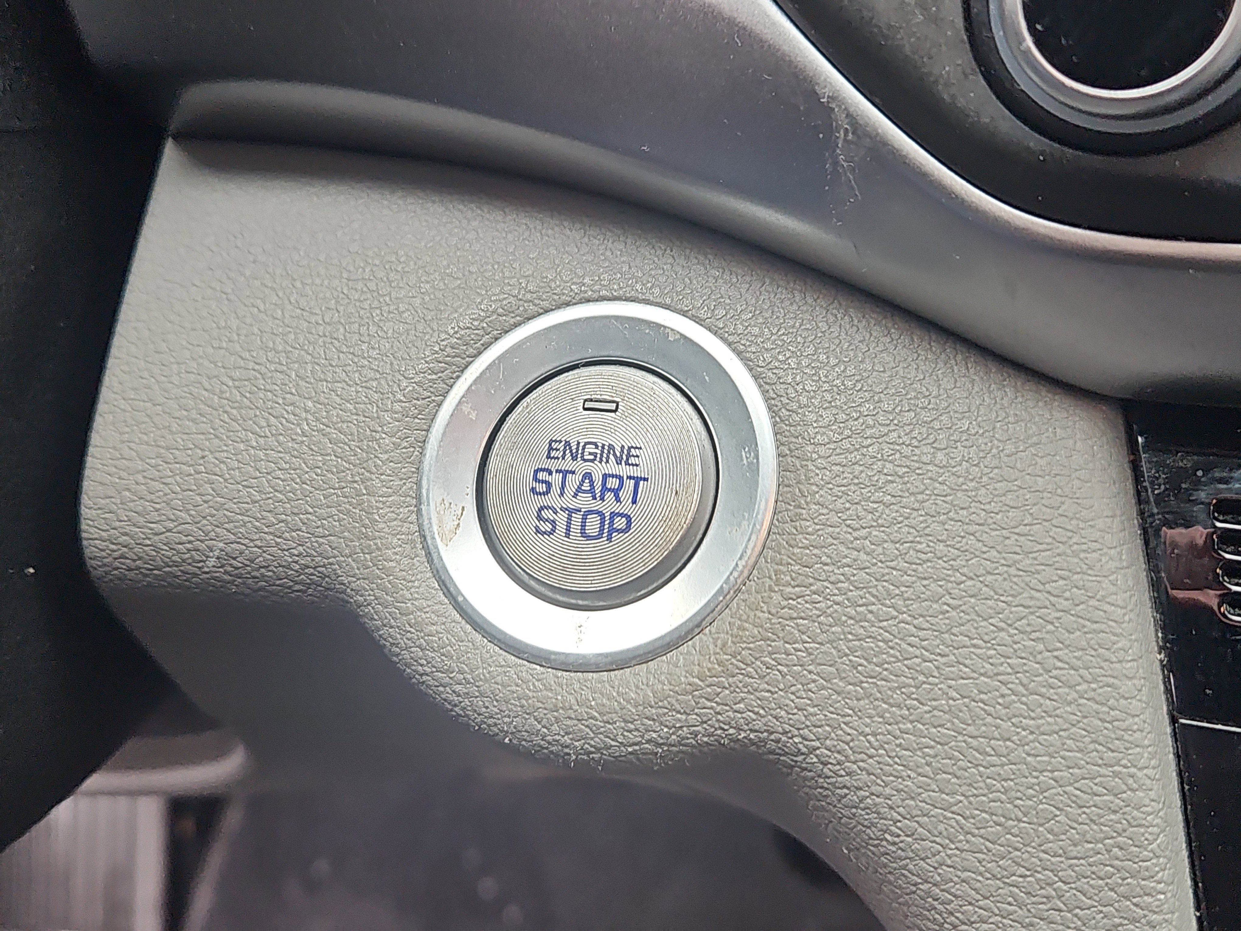 Used 2020 Hyundai Elantra Value Edition image 13