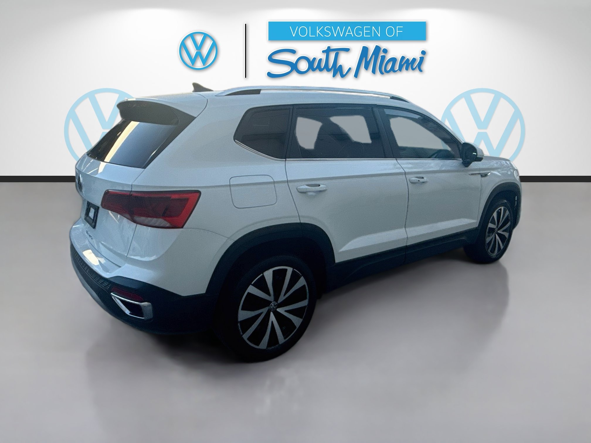 Certified 2022 Volkswagen Taos SE FWD image 7