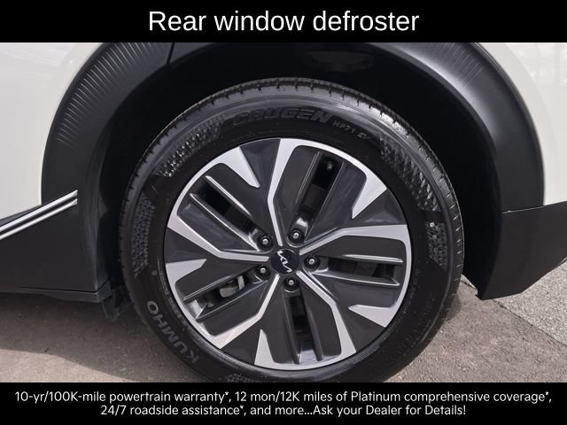 Certified 2024 Kia EV6 Light AWD/4WD image 13