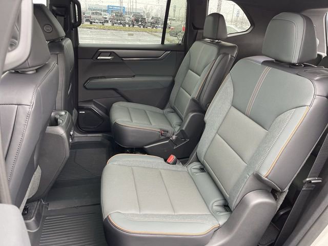 New 2026 GMC Acadia AT4 w/ Luxury Package image 23