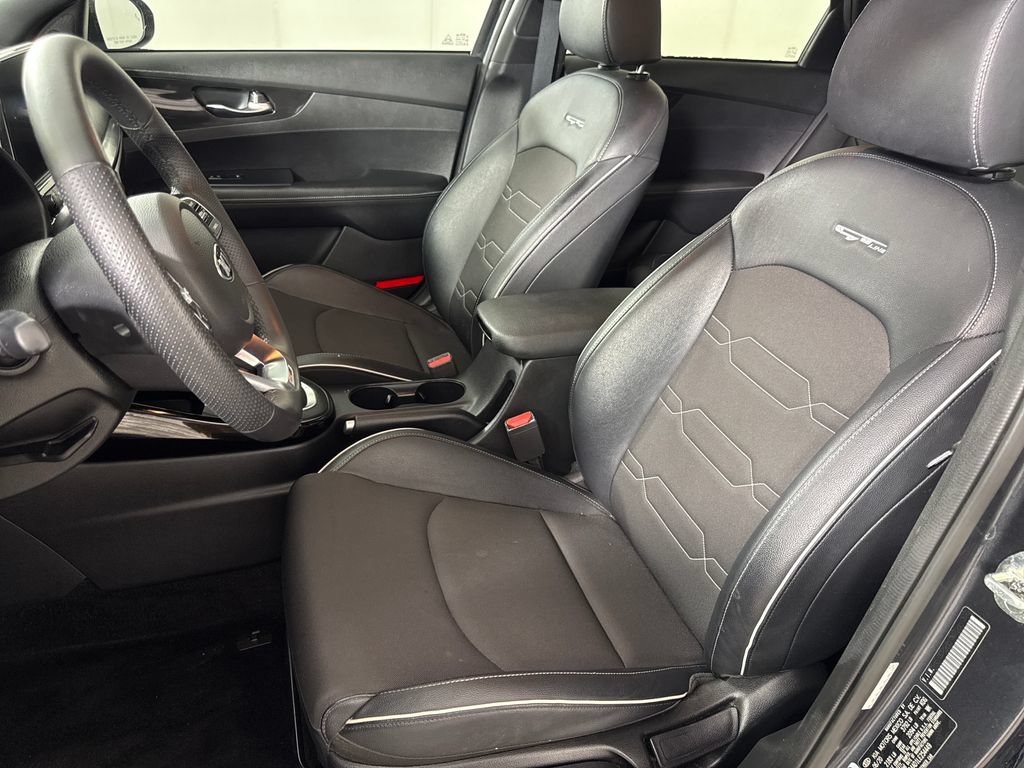 Used 2020 Kia Forte GT-Line FWD image 11