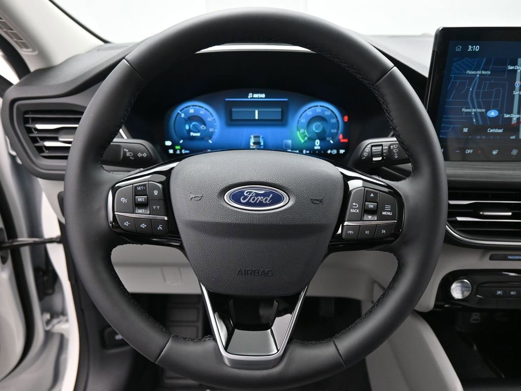 New 2025 Ford Escape SE w/ PHEV Premium Package image 13