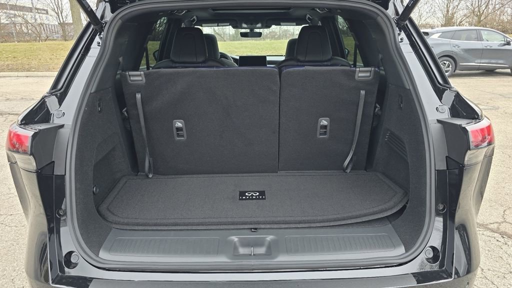 New 2026 INFINITI QX60 Sport w/ Dark Cargo Package image 22