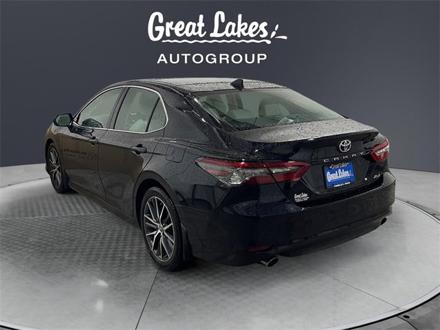 Used 2024 Toyota Camry XLE w/ Navigation Package image 3