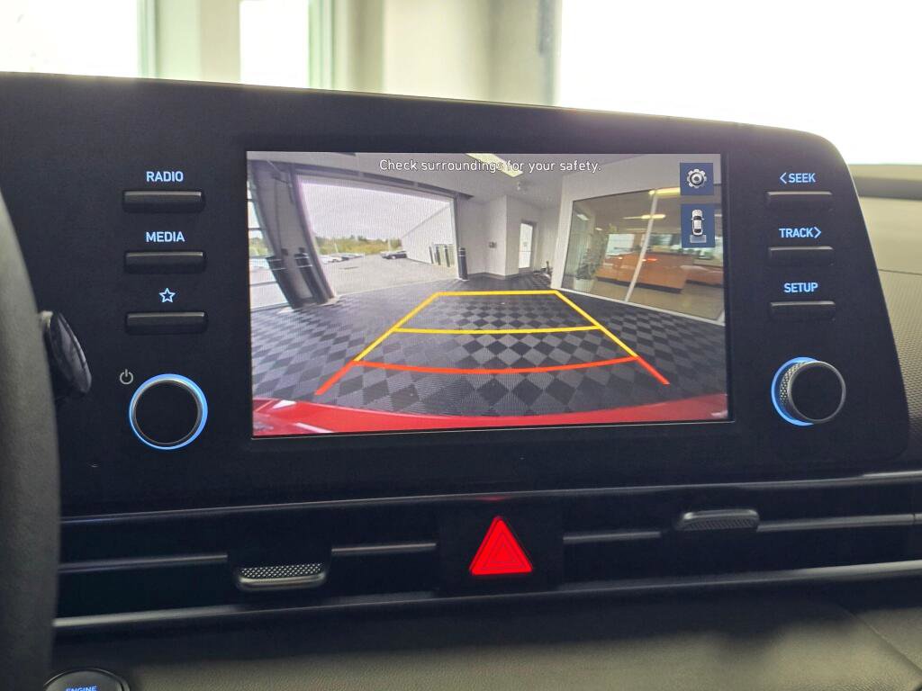 Used 2023 Hyundai Elantra Blue FWD image 29