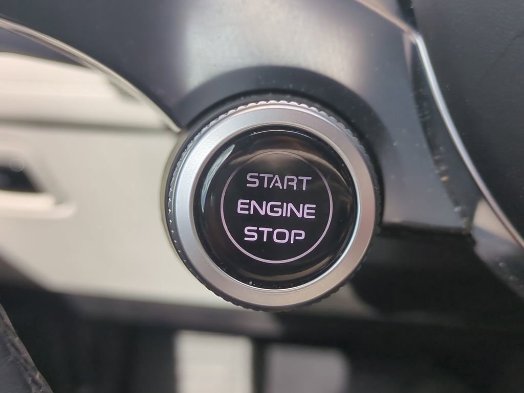 Used 2023 Maserati Grecale Modena AWD/4WD image 33