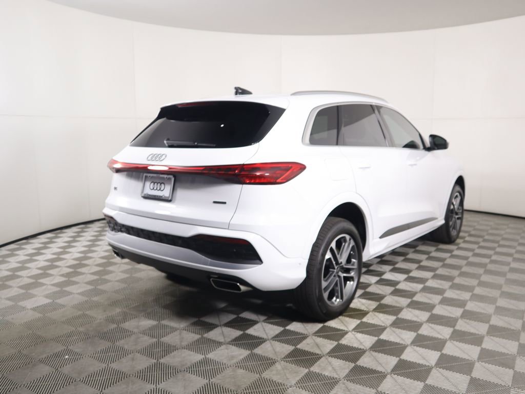 Used 2025 Audi Q5 Premium Plus w/ Premium Plus image 6