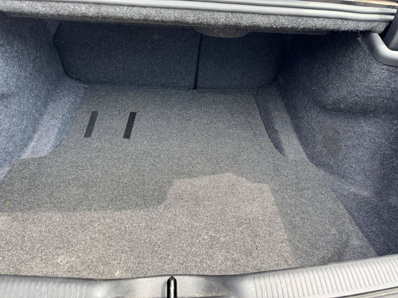 Used 2019 Dodge Charger SXT AWD/4WD image 11